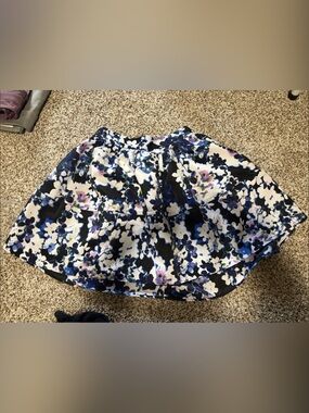 Express Floral poof Skirt in White, Black, Blue & Purple.